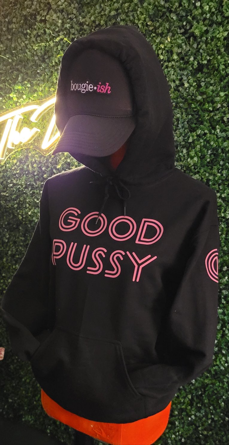 That's an AWFUL lot of drip sweatsuit – Dame Collections
